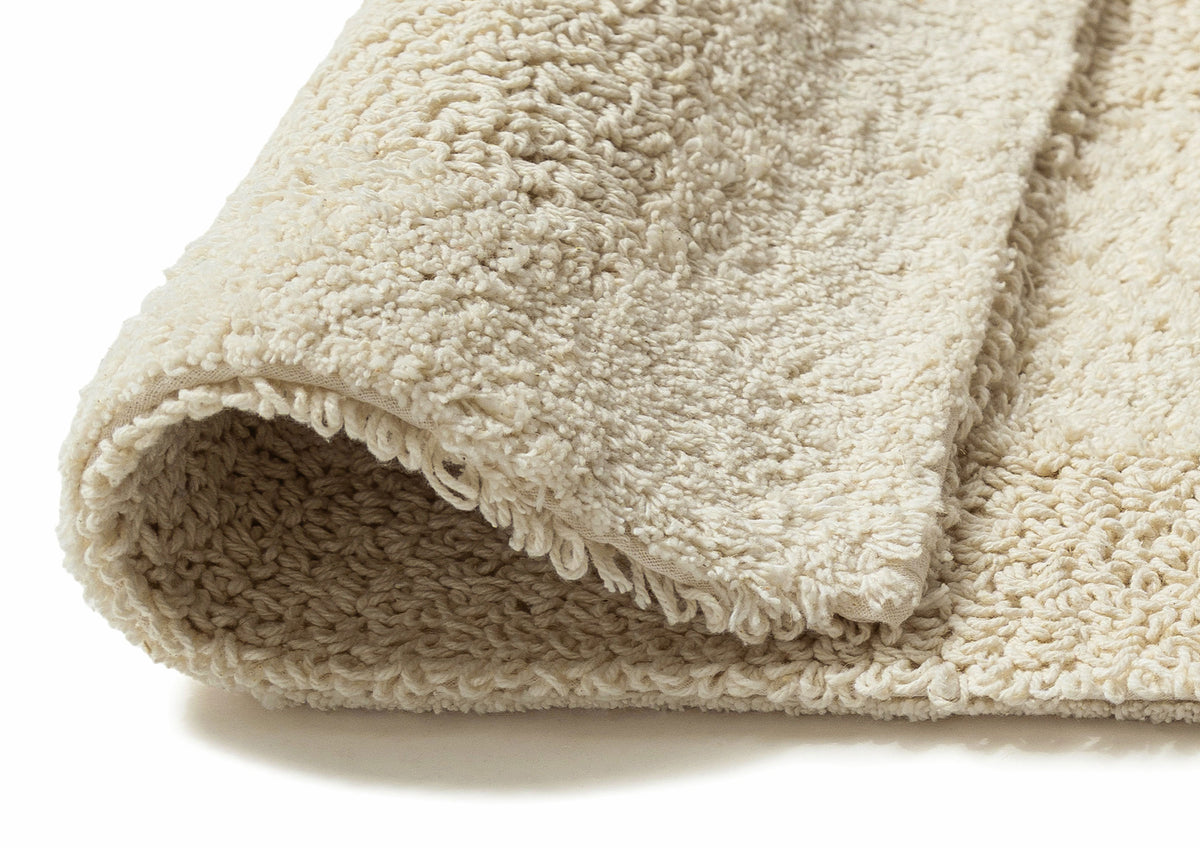 Laurrie Coconut Milk Grid Cotton Bath Mat