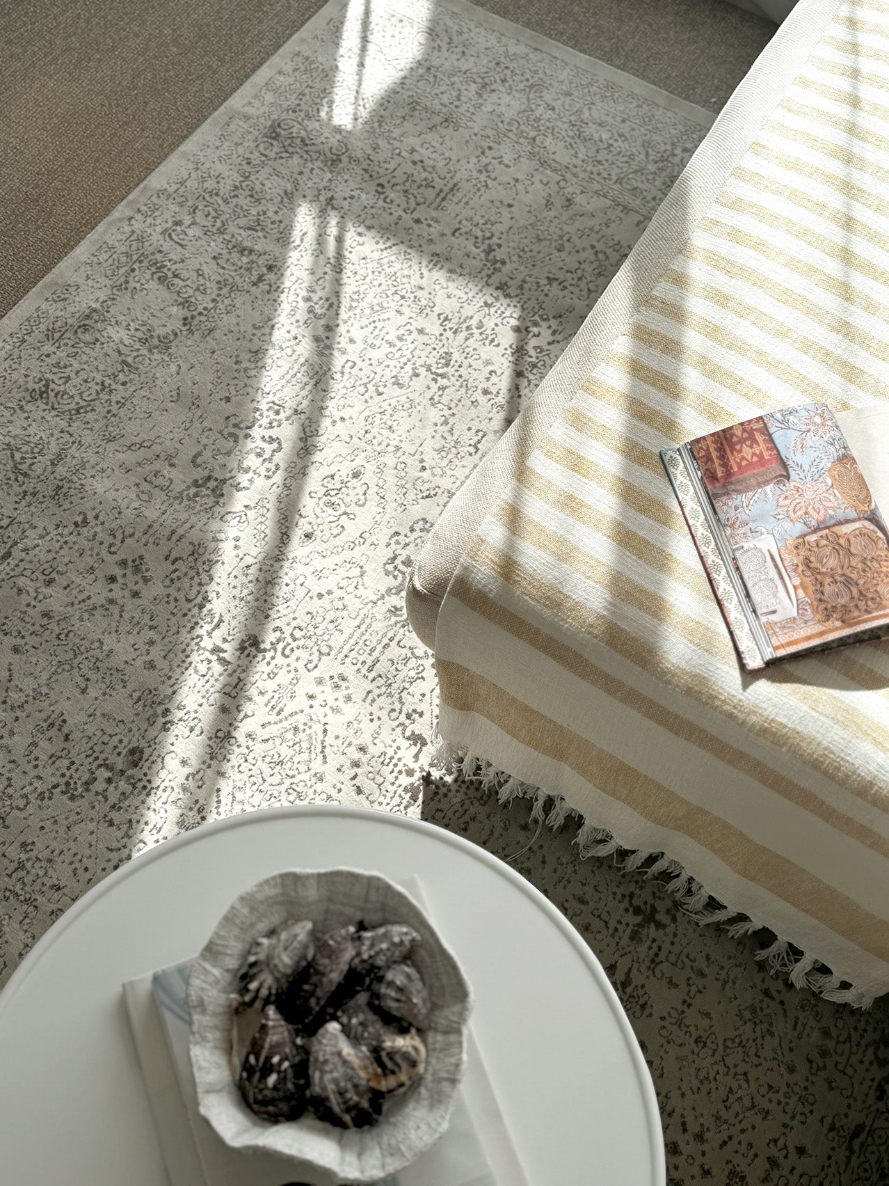 Madison Ivory And Grey Traditional Distressed Rug