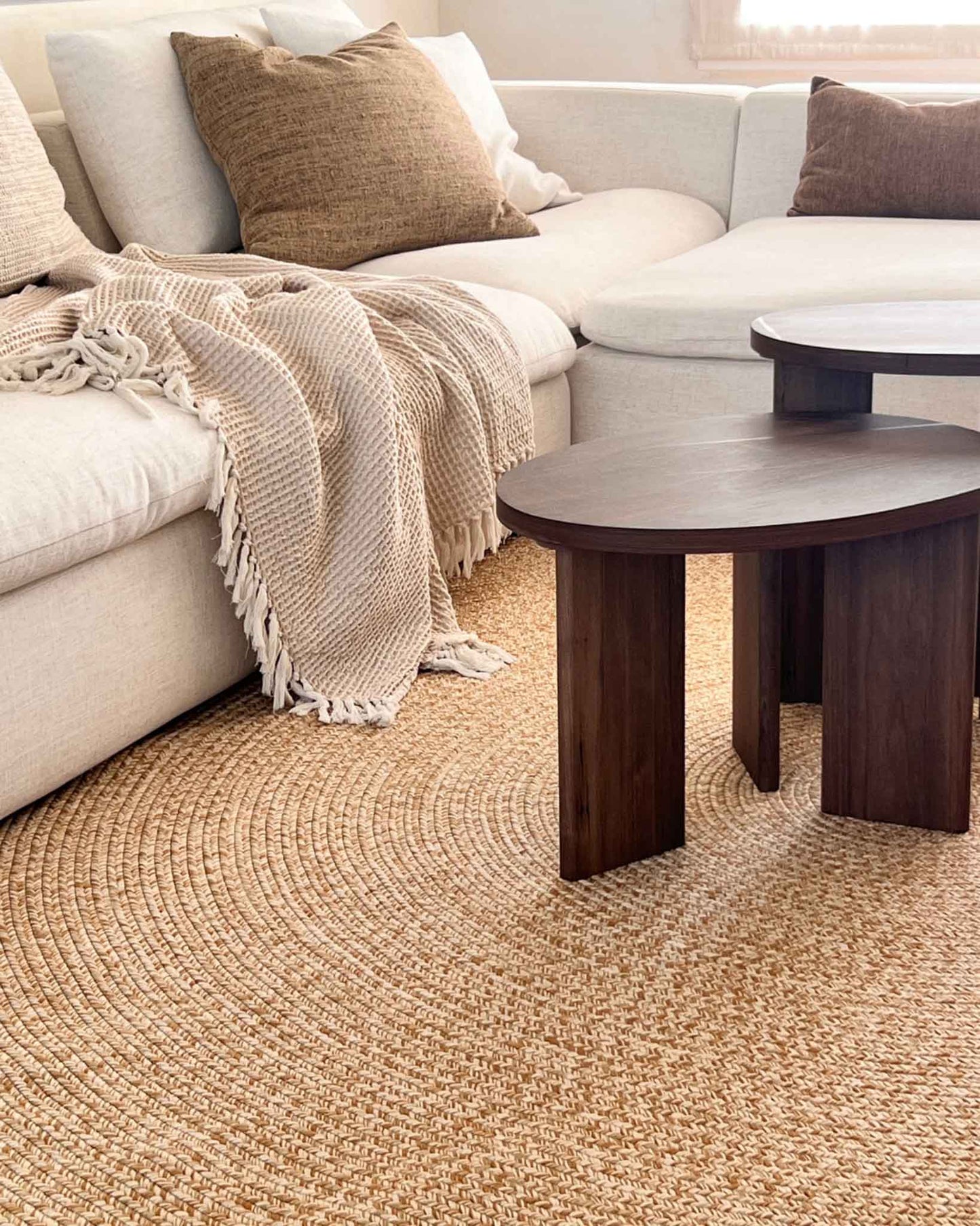 Malia Beige Braided Flatweave Indoor Outdoor Round Rug