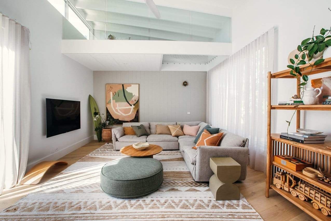 Marilia White and Natural Rug