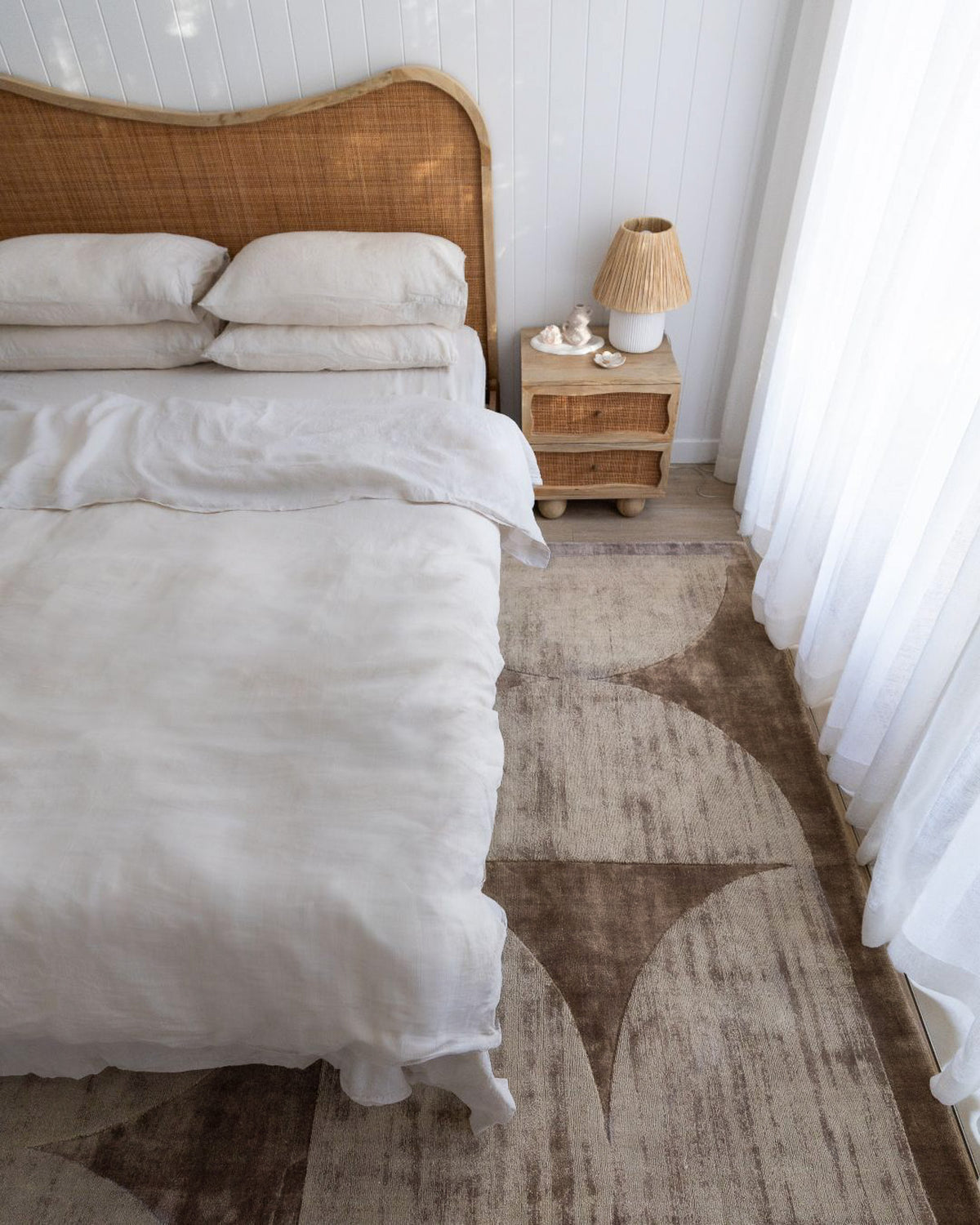 Marishka Taupe Hourglass Viscose Rug