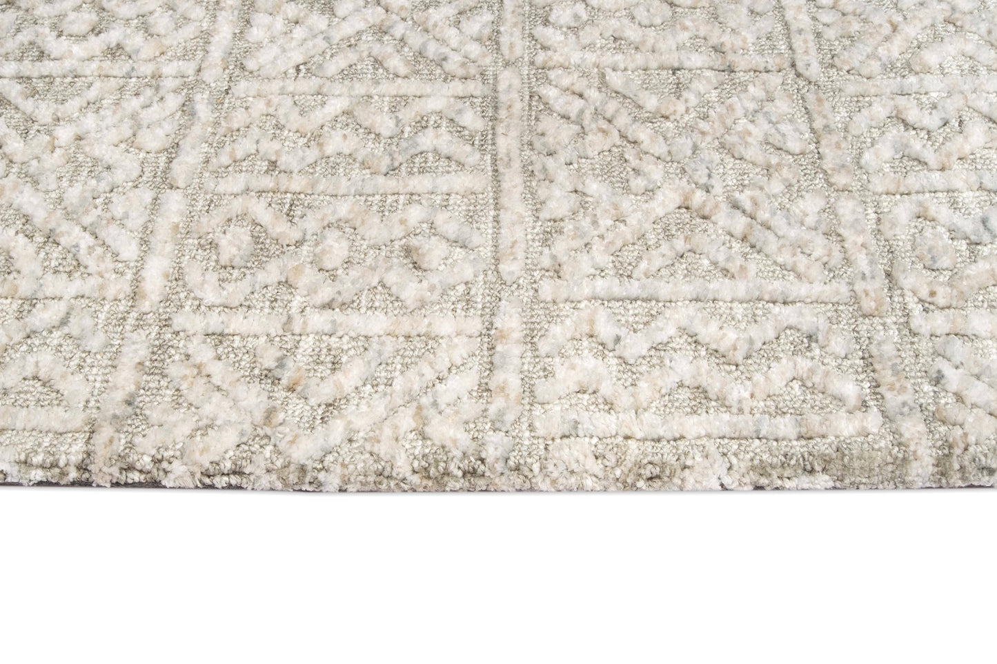 Melia Grey and Ivory Tribal Textured Rug