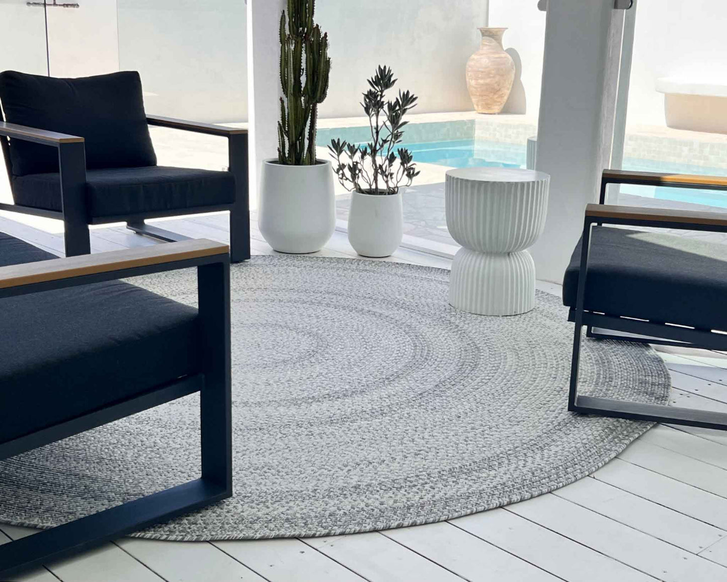 Mika Grey Braided Flatweave Indoor Outdoor Round Rug