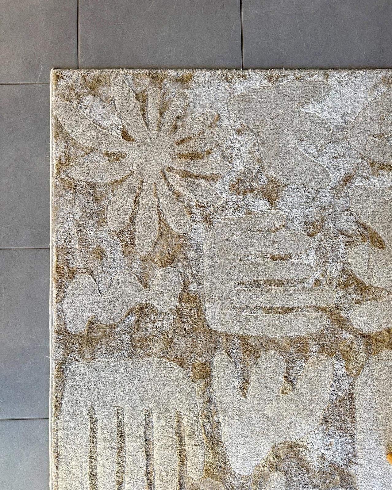 Murzuq Textured Abstract Neutral Rug