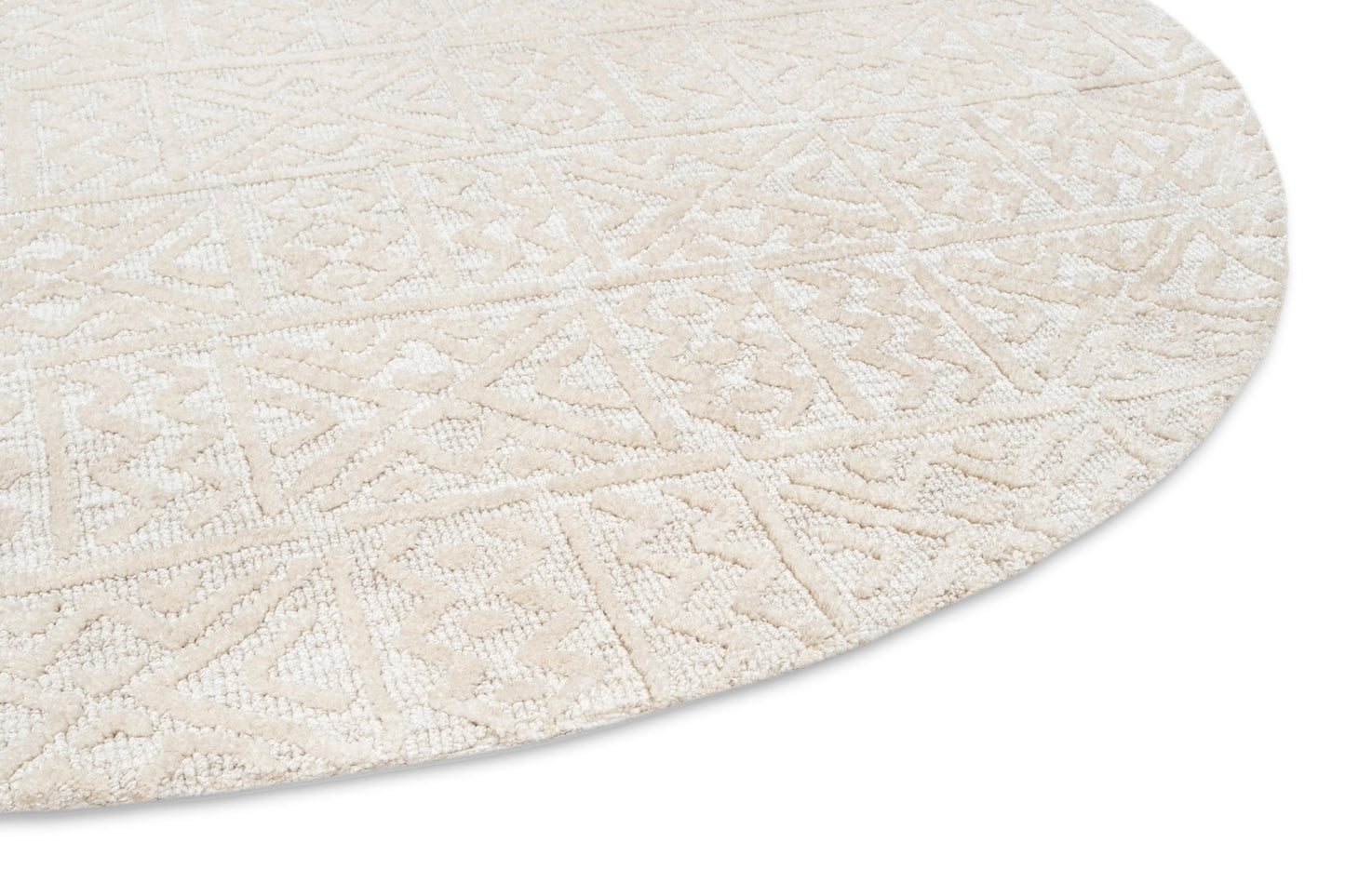 Neewa Beige and Ivory Tribal Transitional Round Rug