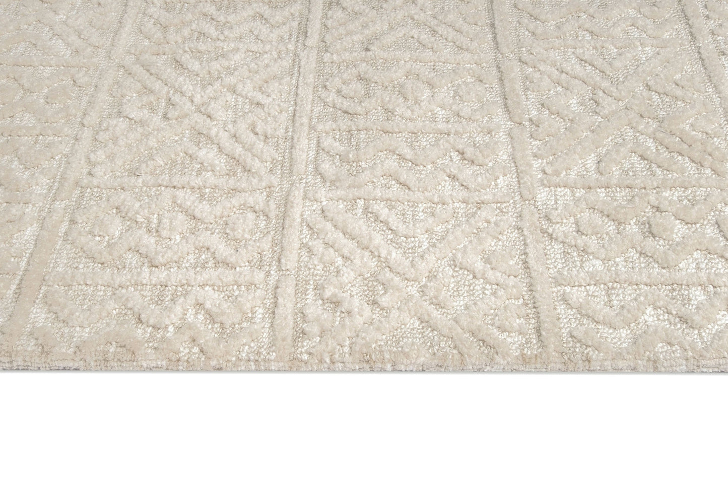 Neewa Beige and Ivory Tribal Transitional Rug