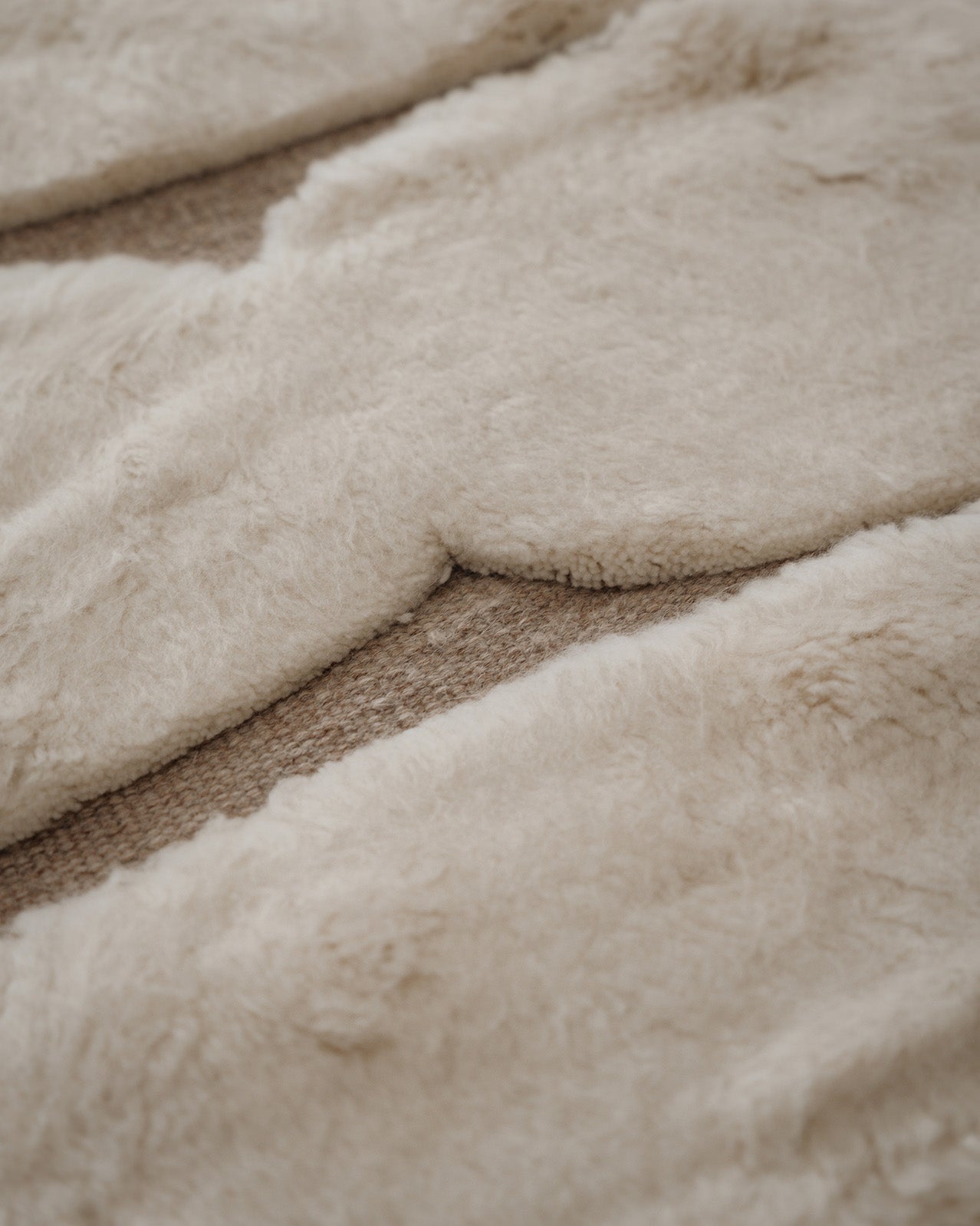 Olympia Ivory Textured Wool Round Rug