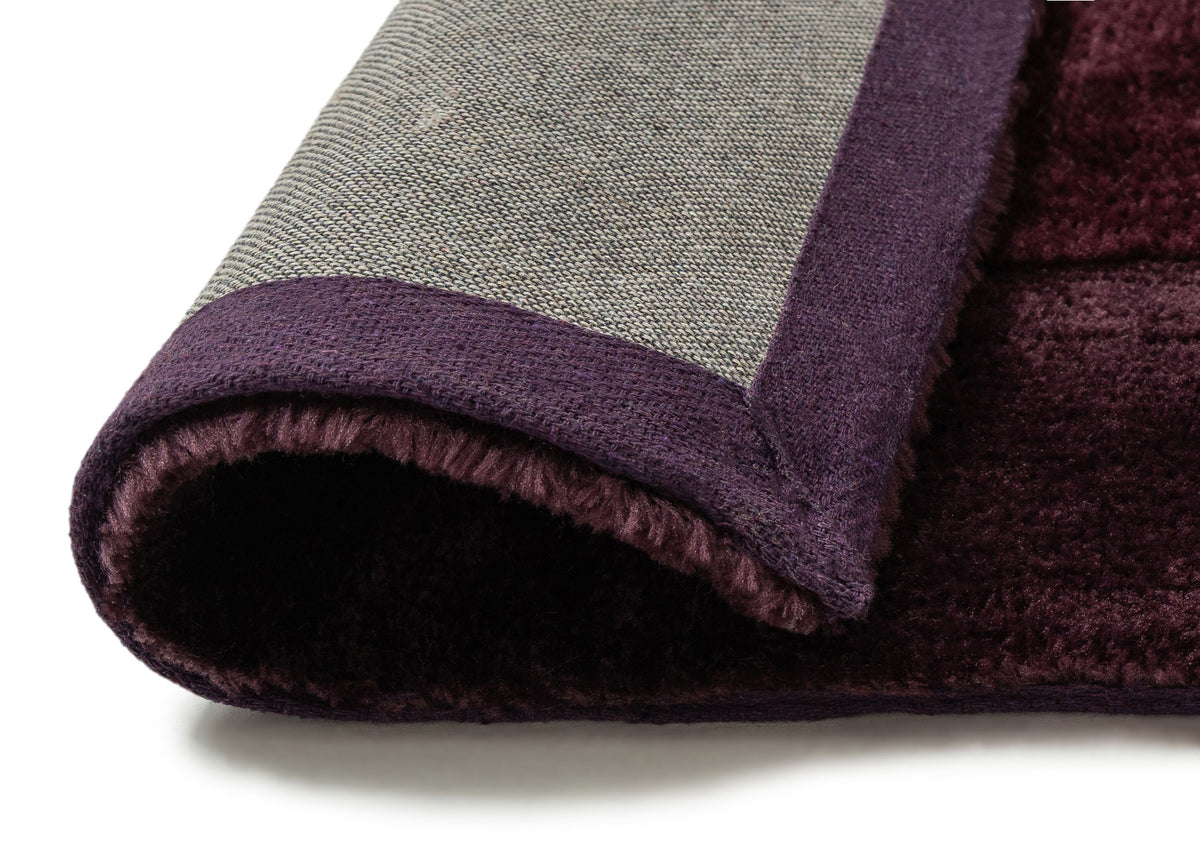 Quannah Wine Bordered Shag Rug