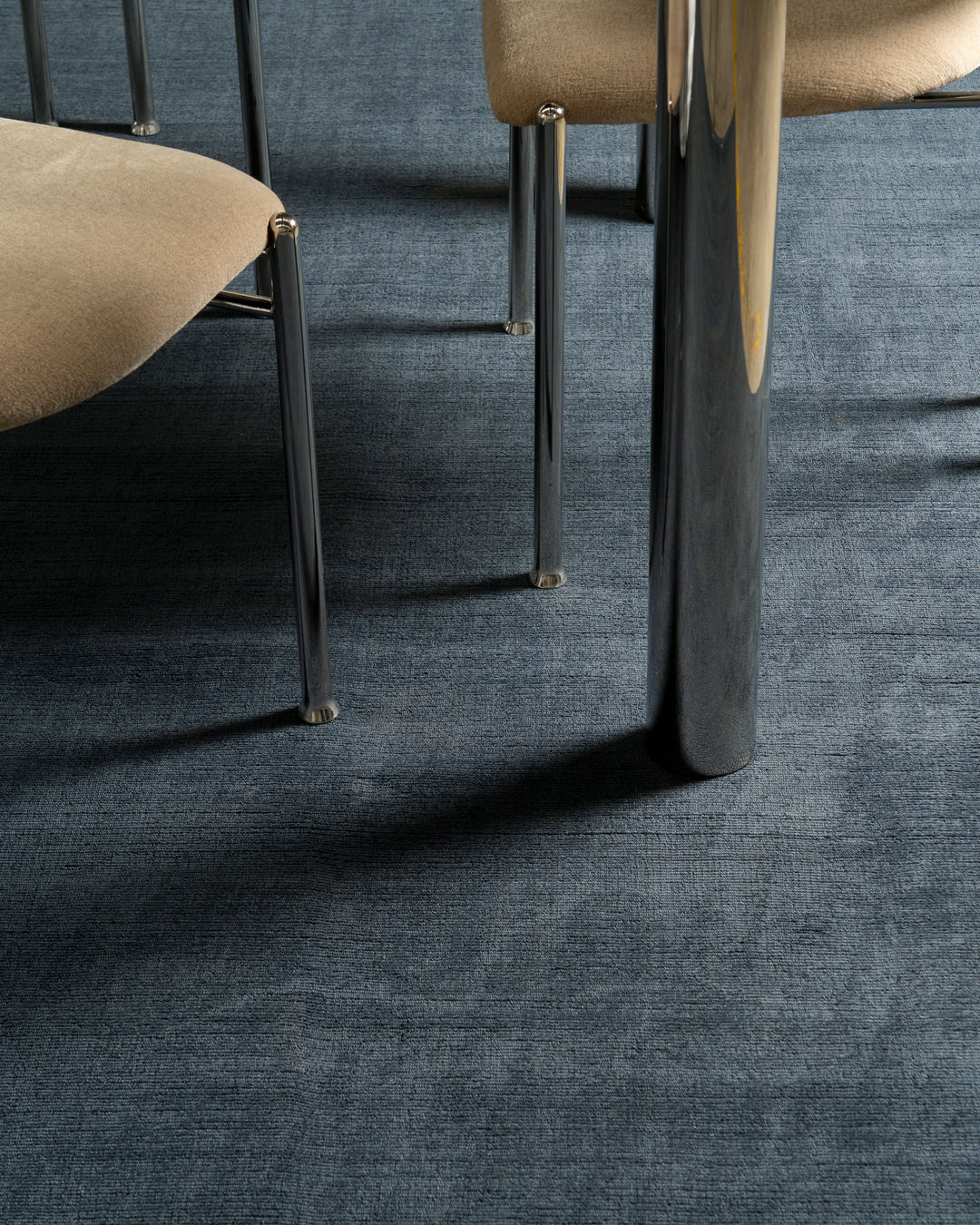 Rooney Navy Handloomed Rug