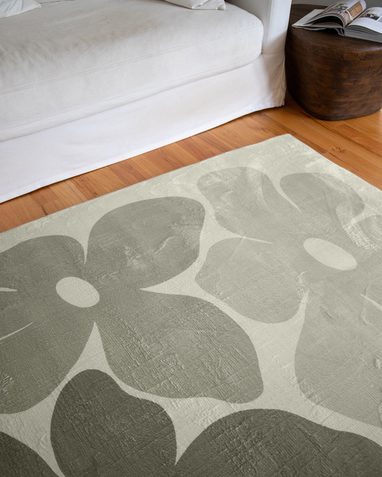 Rory Grey Green Flowers Rollie Pollie Playmat