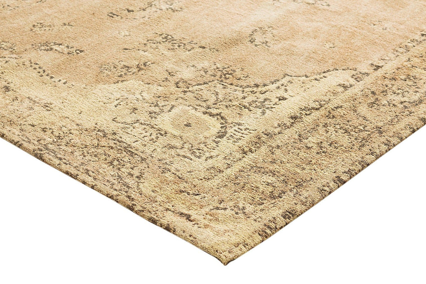 Sadie Coral Peach Turkish Style Distressed Rug