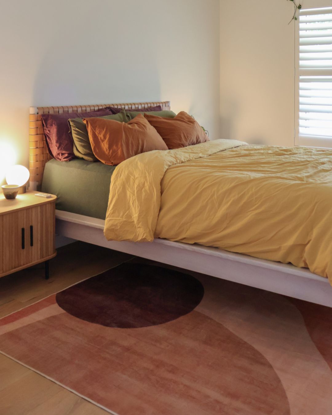 Samia Red and Beige Abstract Washable Rug