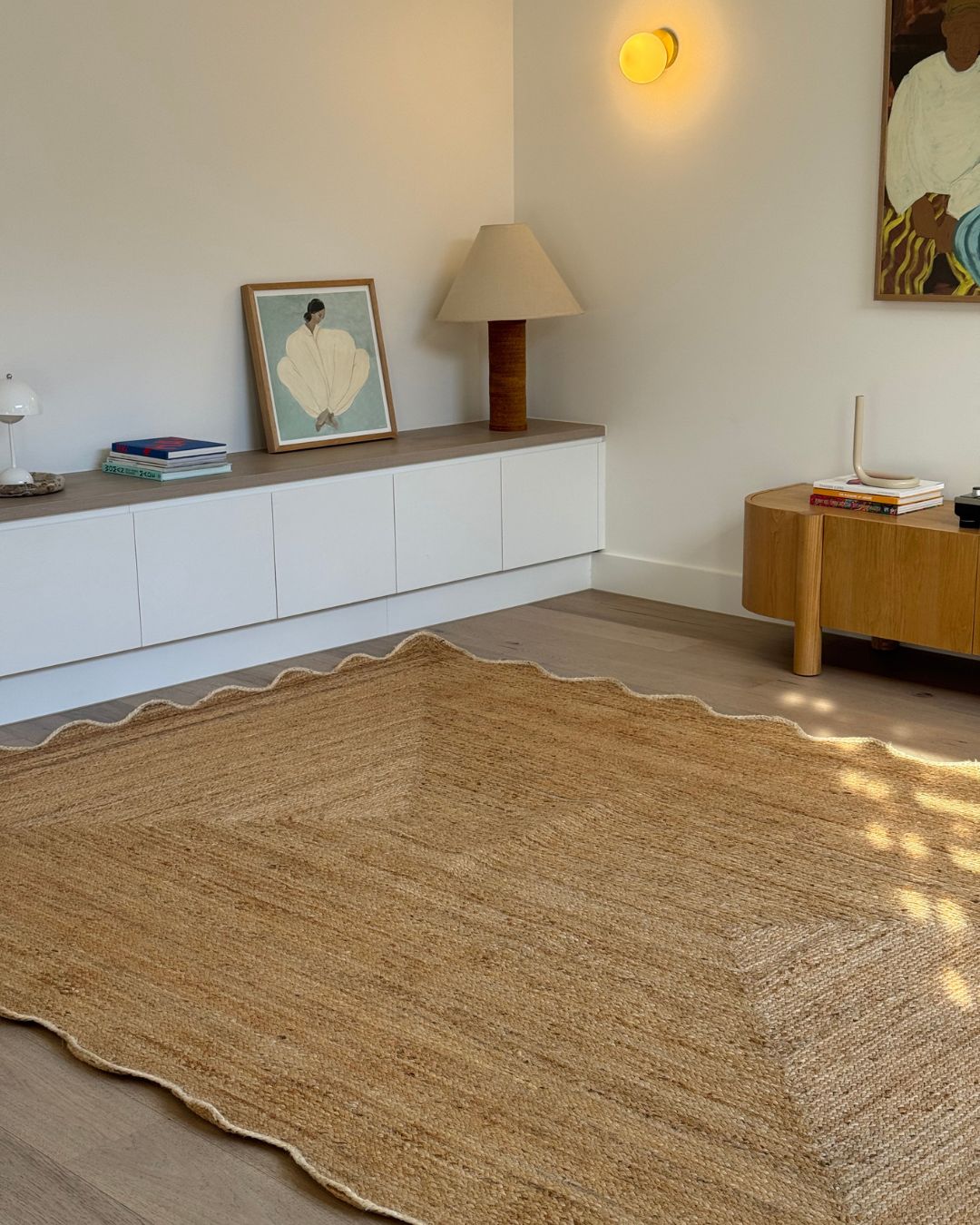 Sarandi Natural Brown Scalloped Jute Rug