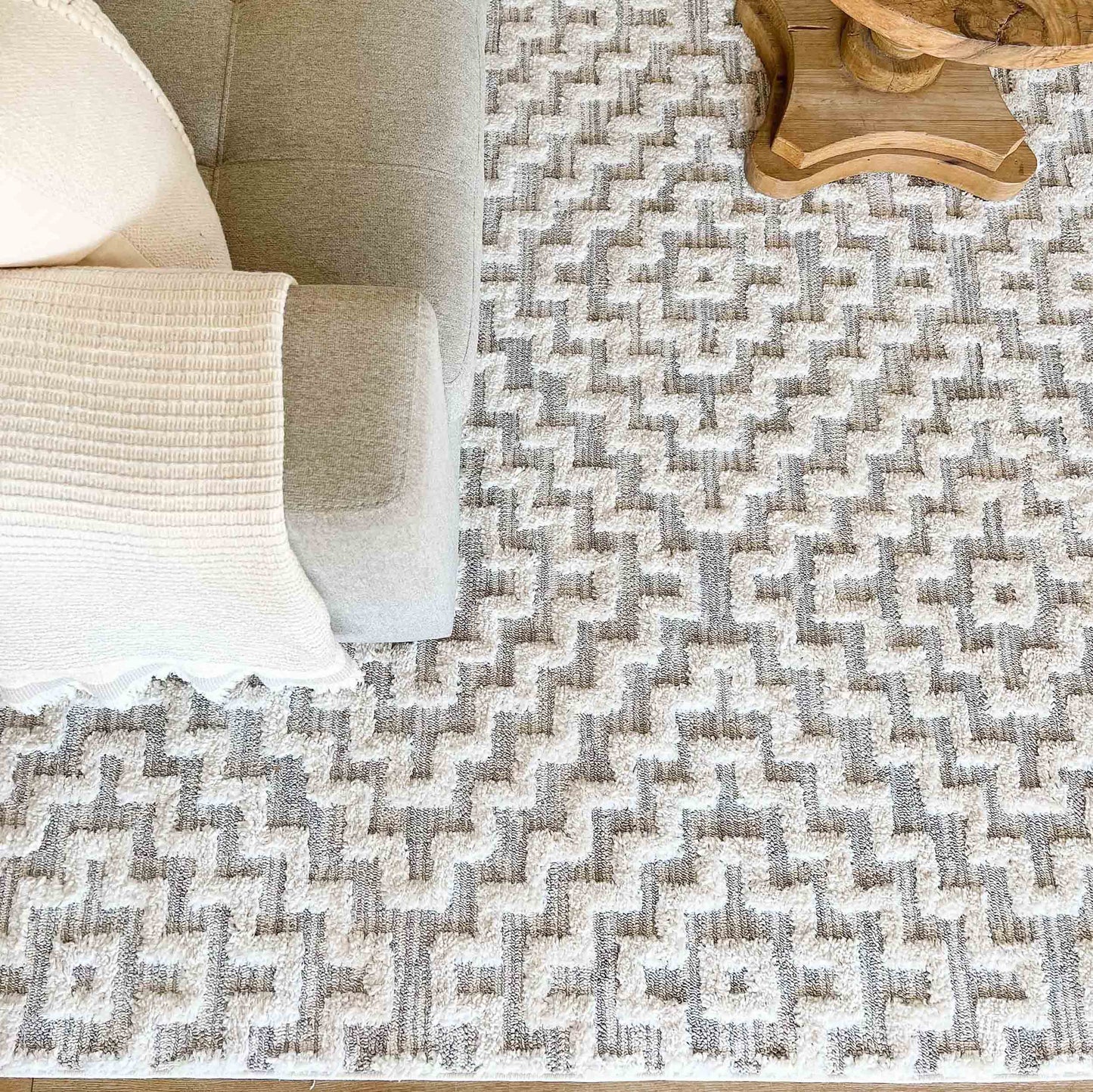 Sarita Ivory and Grey Geometric Textured Rug