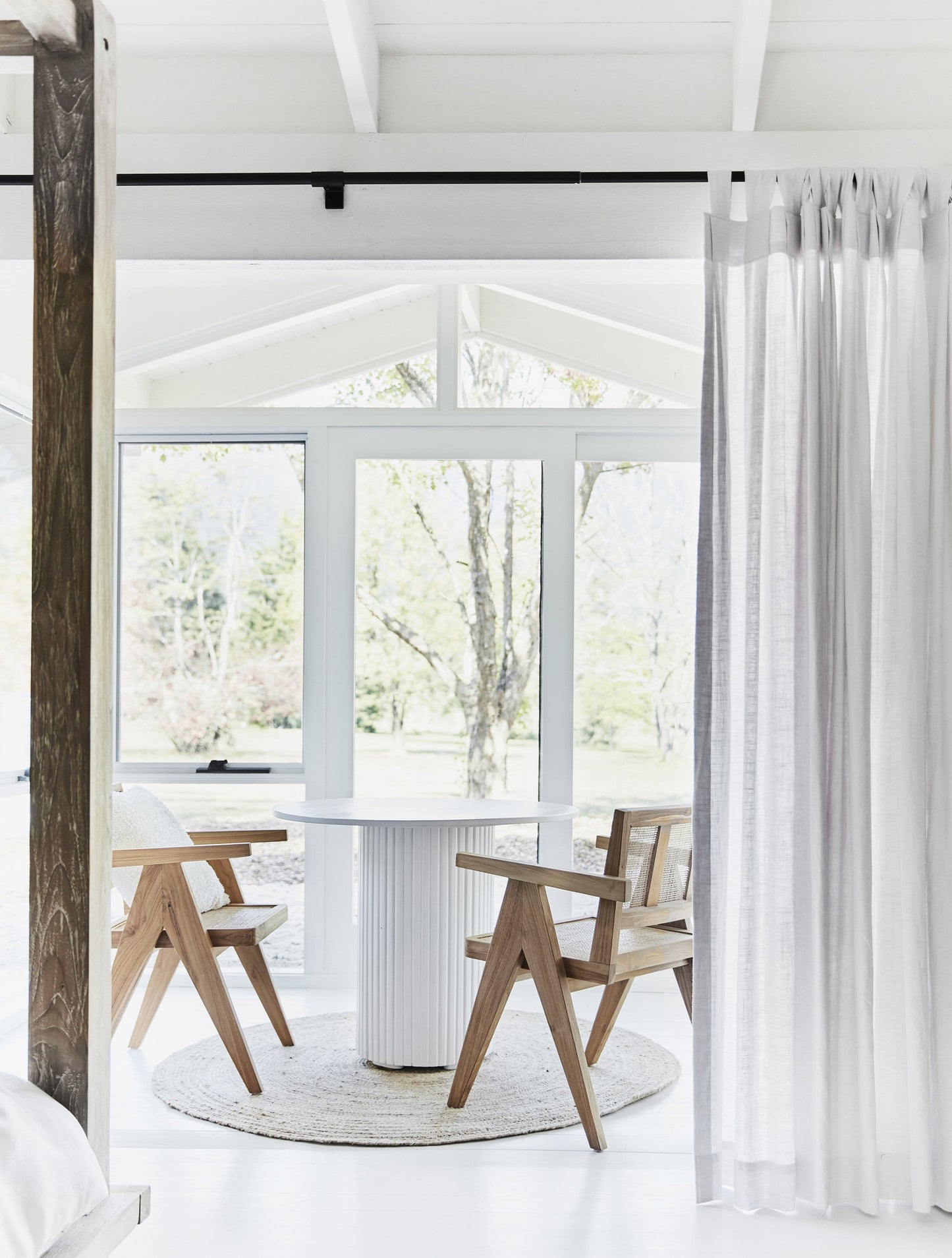 Sayulita Natural Hand-Braided Round Jute Rug