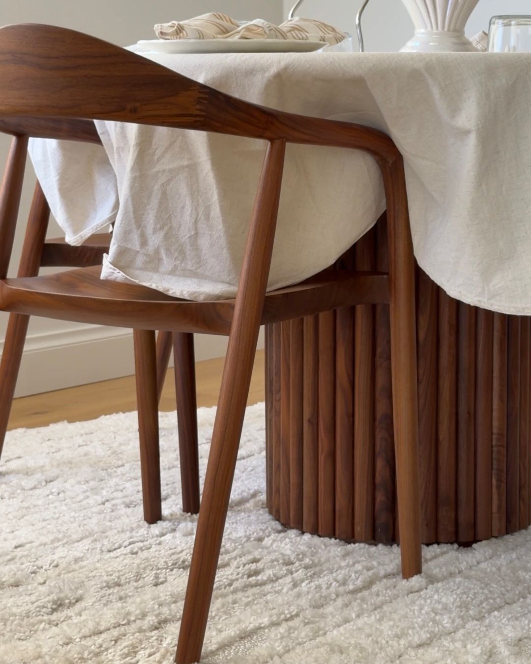 Serena Ivory Cream Textured Round Rug