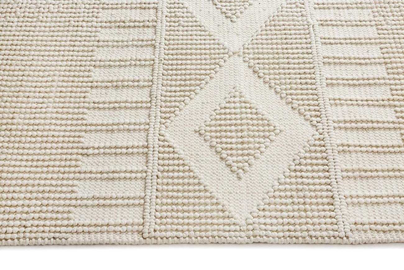 Shaka Ivory Indoor Outdoor Rug