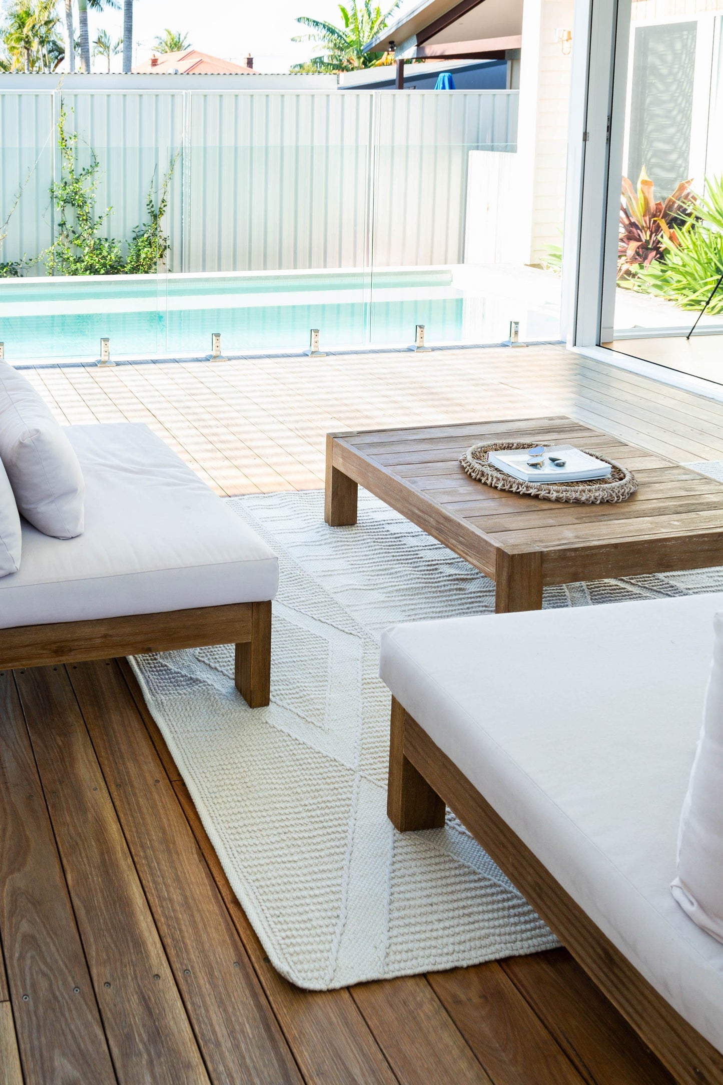 Shaka Ivory Indoor Outdoor Rug