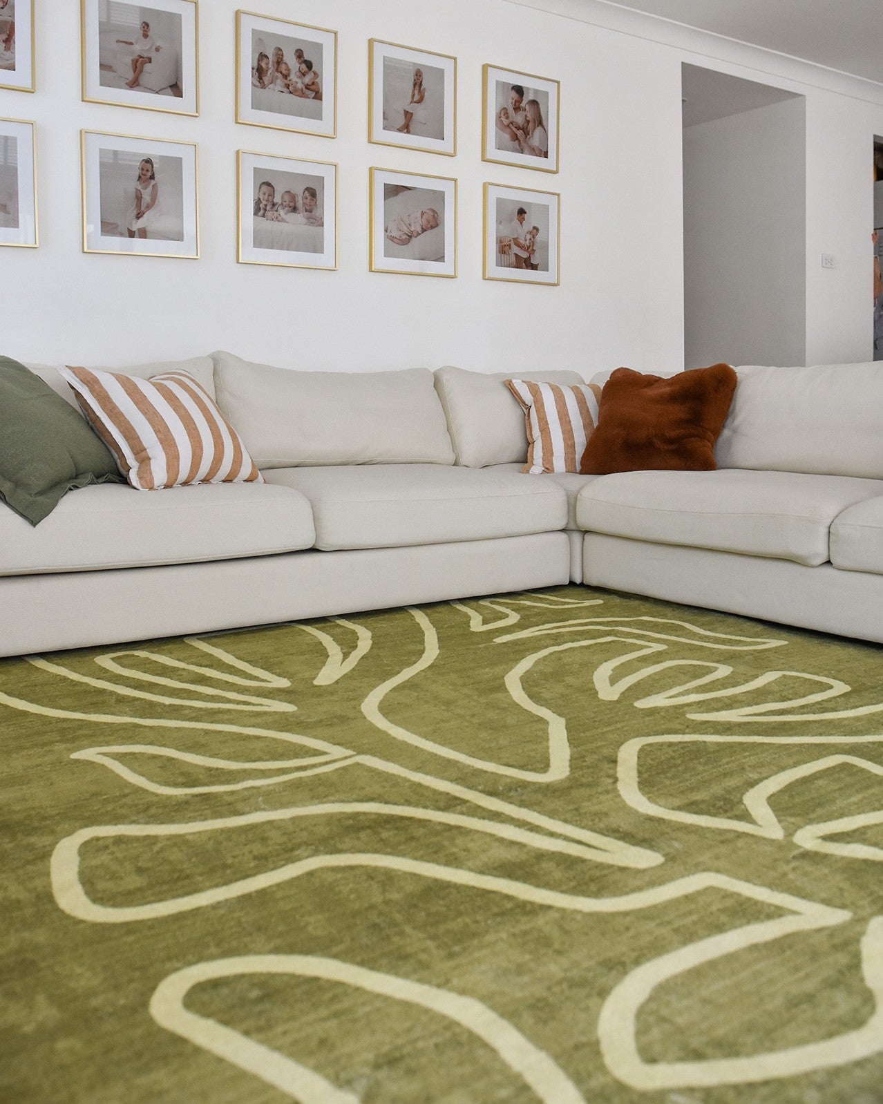 Shandi Green Hand Drawn Washable Rug