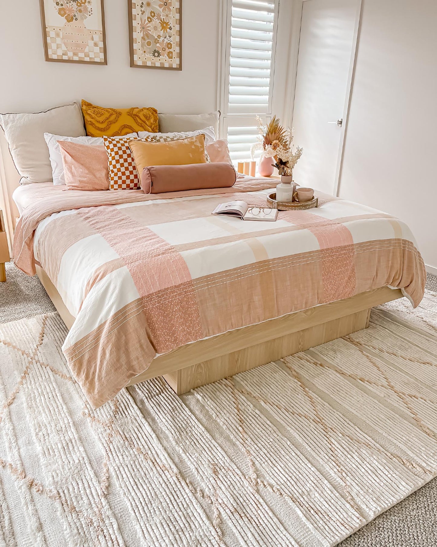 Shona Ivory and Peach Tribal P.E.T Rug
