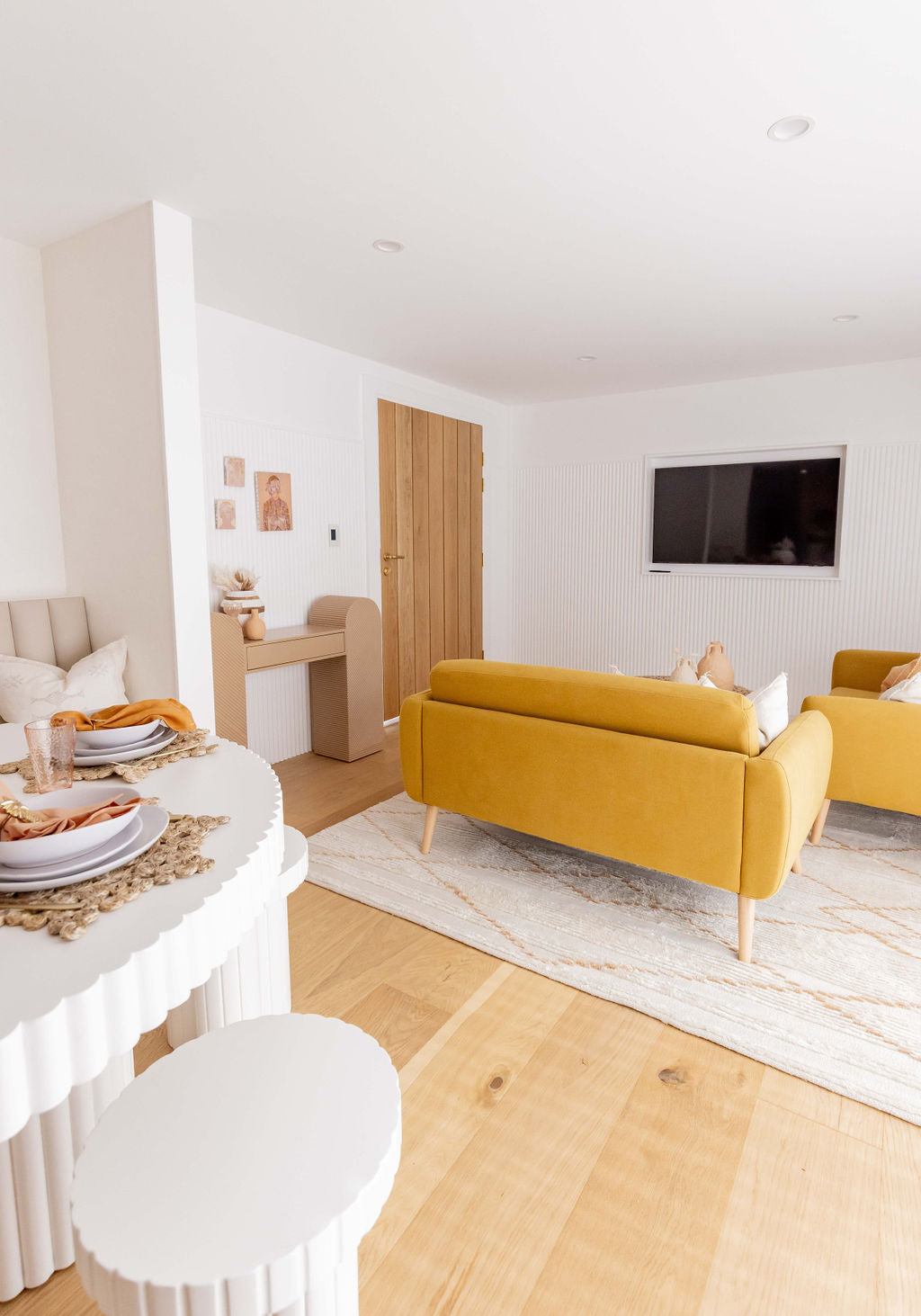 Shona Ivory and Peach Tribal P.E.T Rug