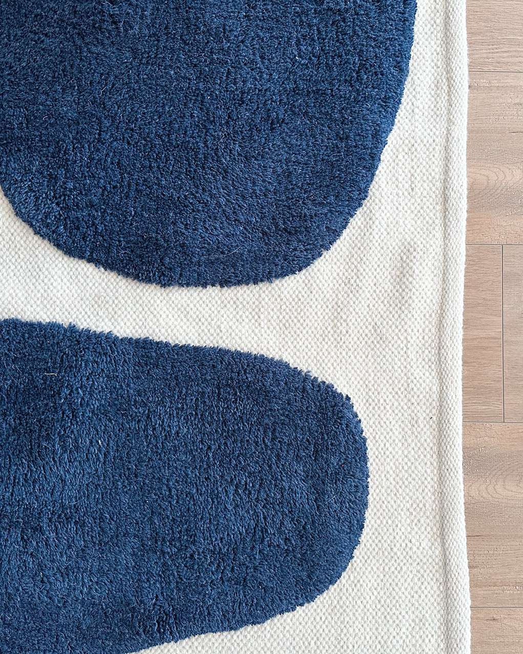 Simora Blue Abstract Washable Wool Rug