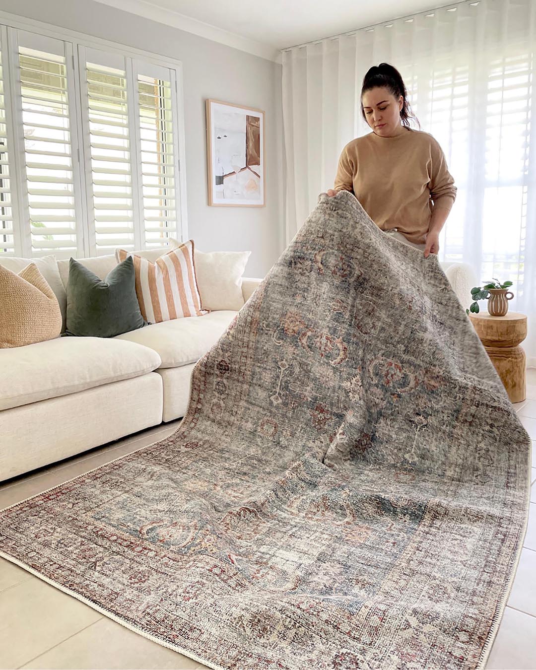 Sorra Blue and Brown Traditional Distressed Washable Rug