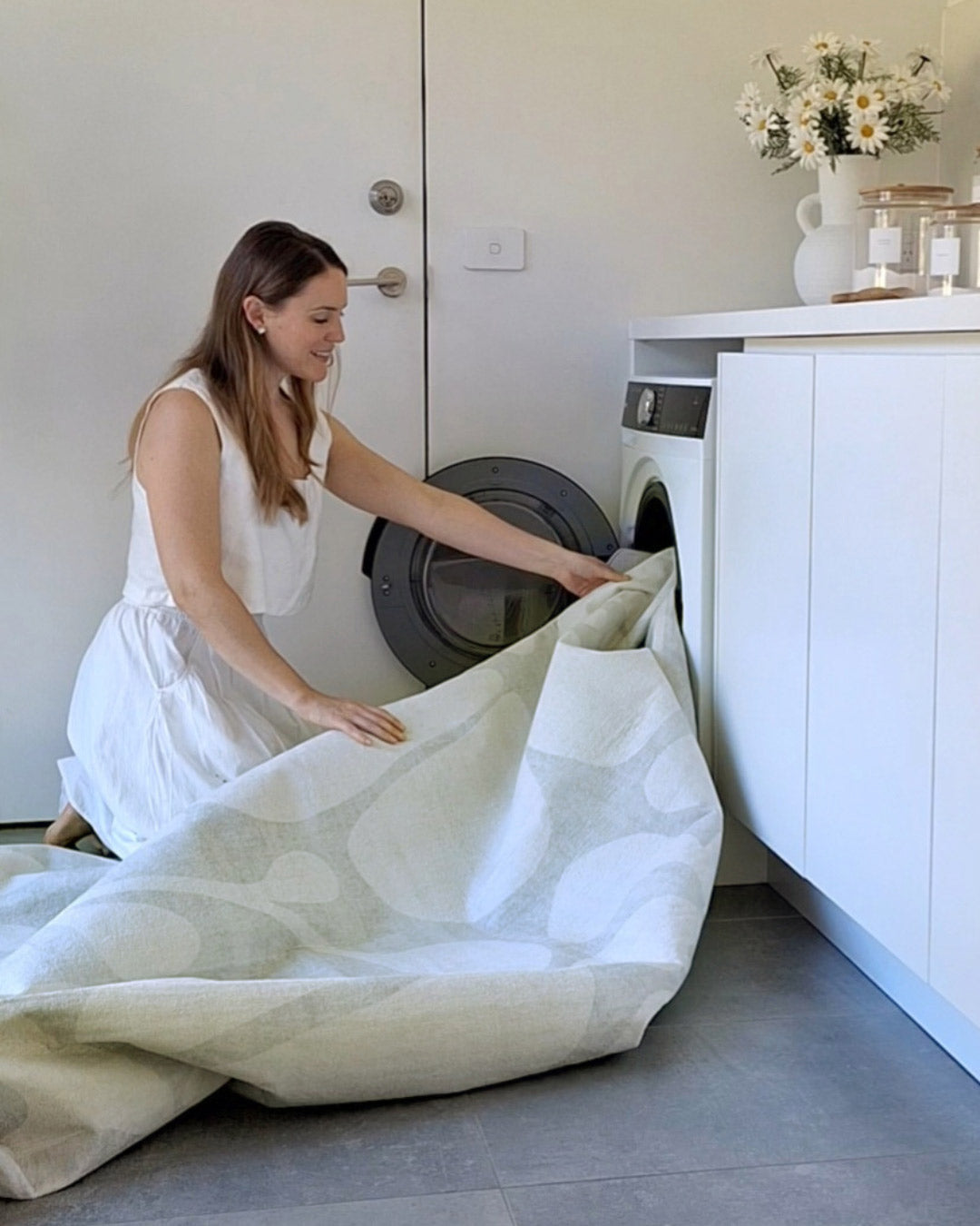 Tani Grey Botanical Washable Rug