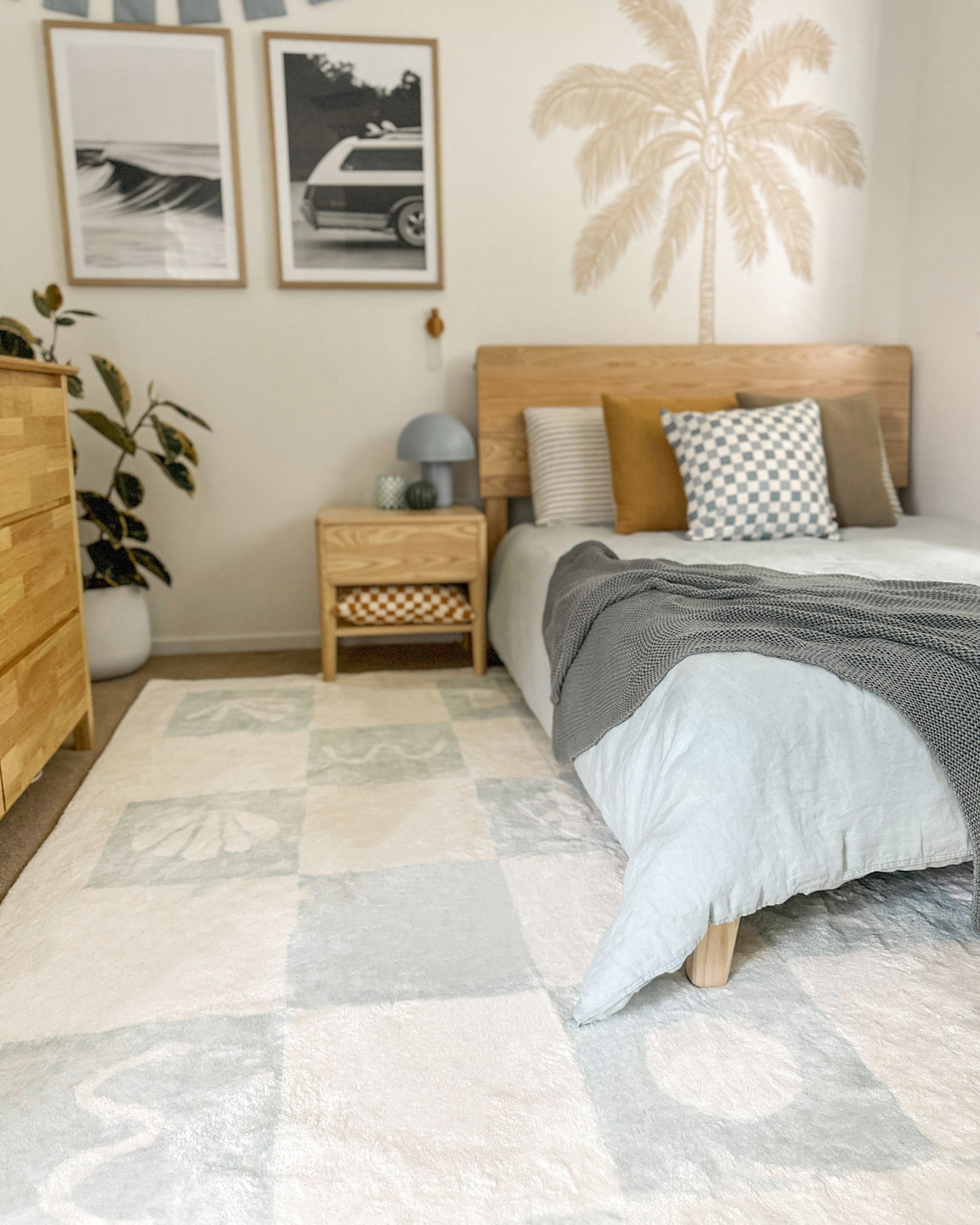 Tara Blue and Cream Checkered Washable Rug