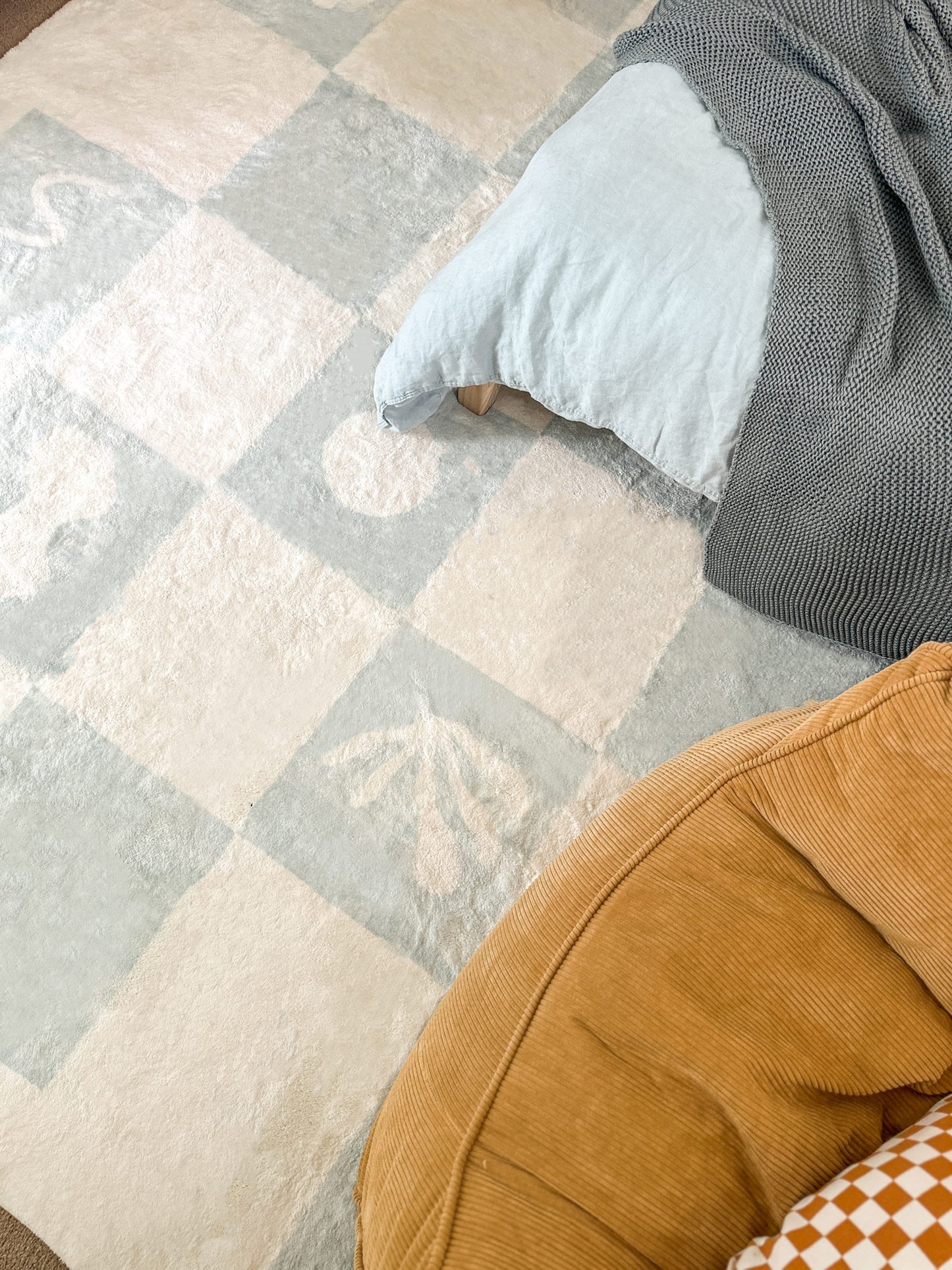 Tara Blue and Cream Checkered Washable Rug