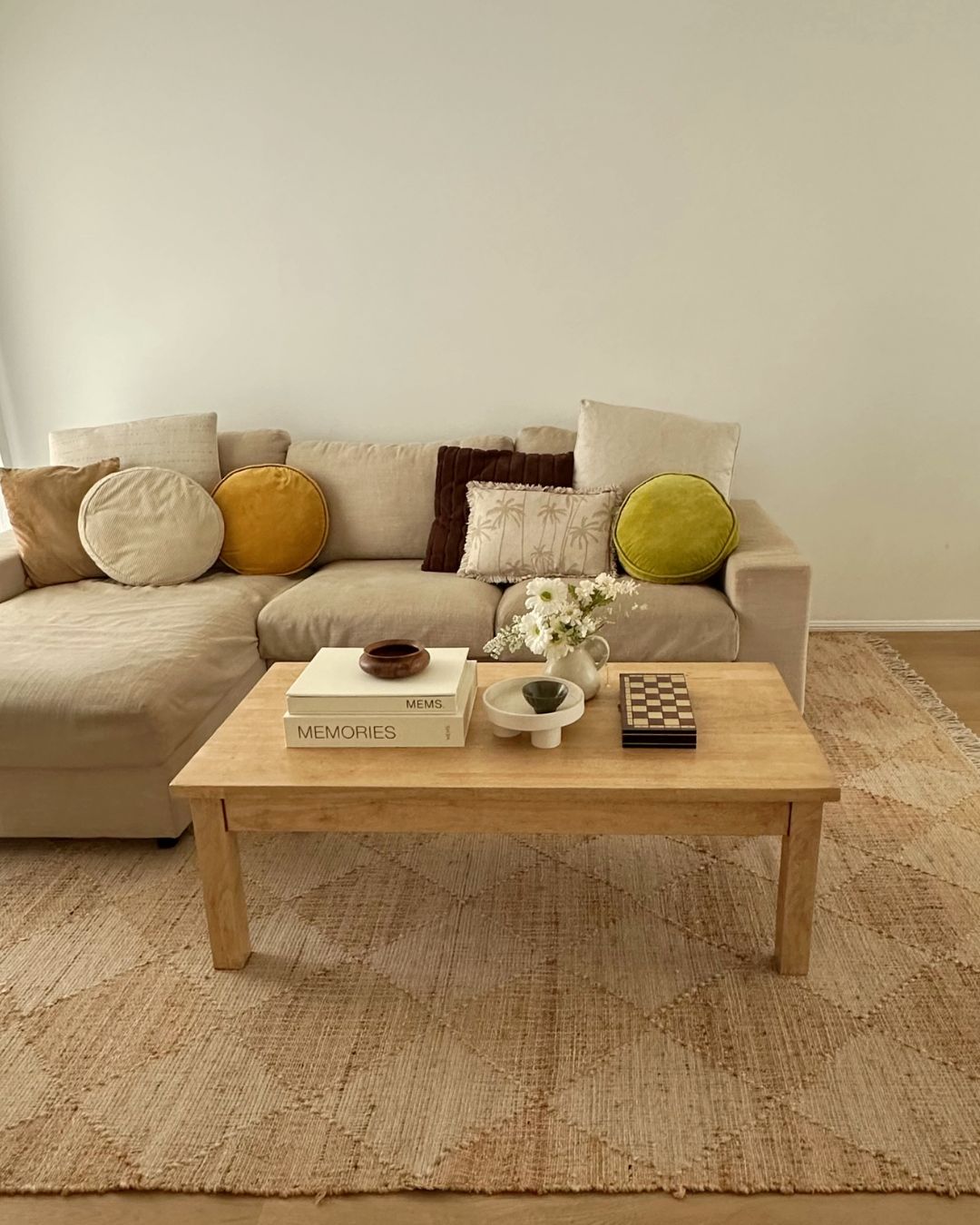 Thylanne Natural Raised Diamond Jute Wool Rug