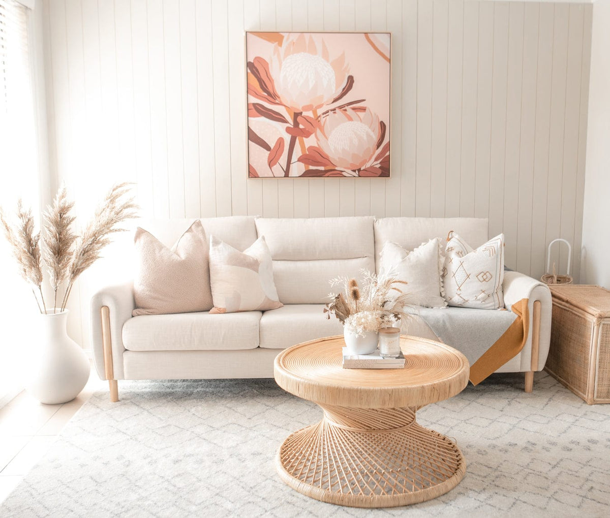Toni Rug Toni Ivory and Grey Tribal Diamond Rug