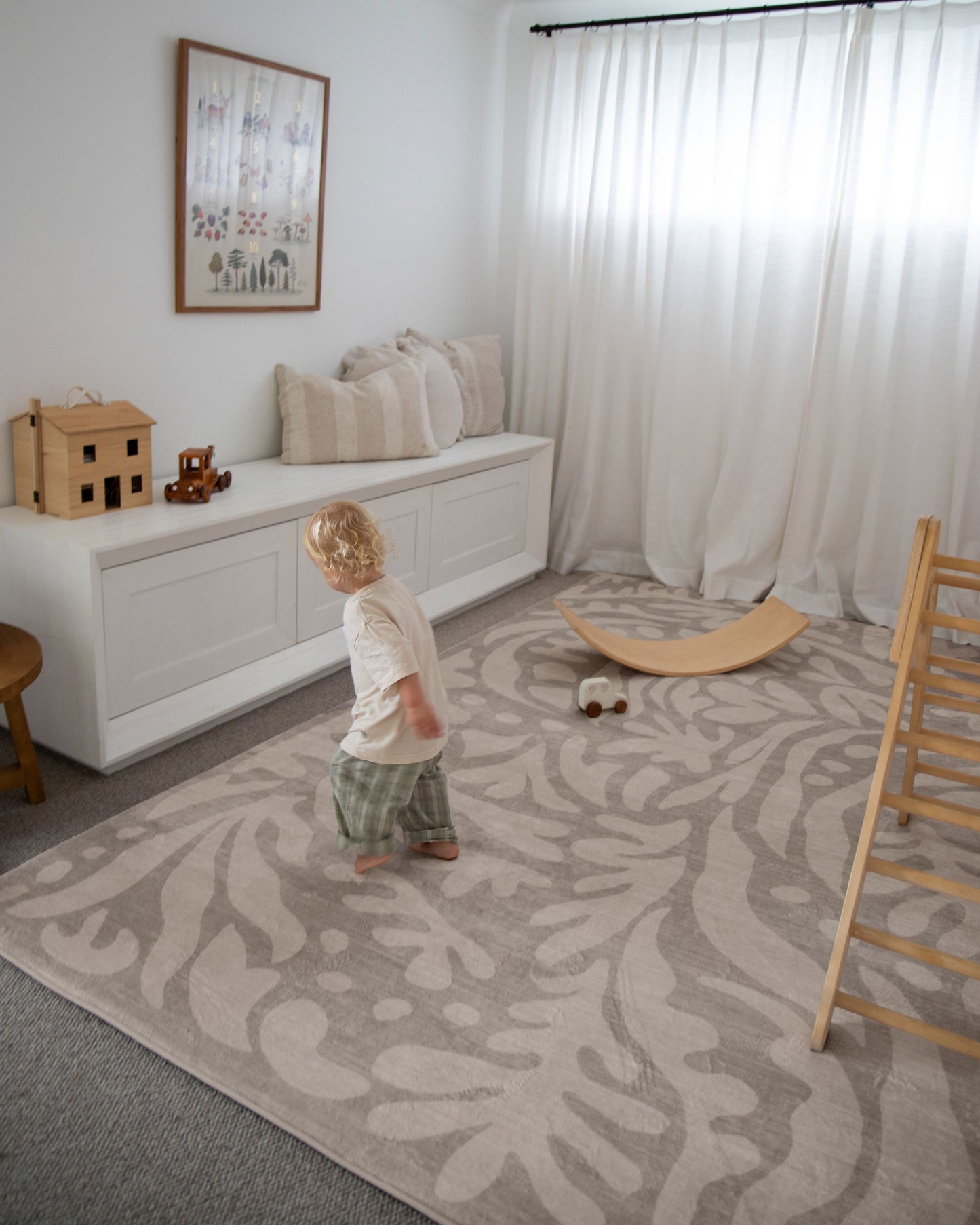 Viki Grey Beige Leaves Rollie Pollie Playmat
