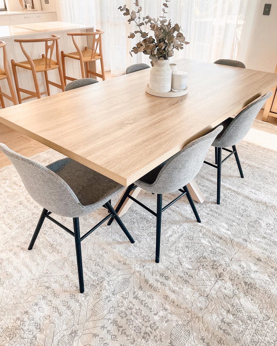 Wilamina Grey and Ivory Distressed Floral Rug