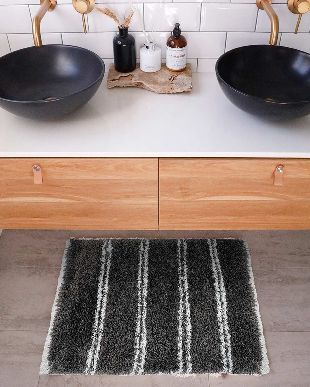 Yara Charcoal Grey And Ivory Shag Indoor Mat