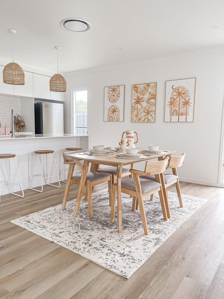 Yelina Cream and Grey Distressed Washable Rug