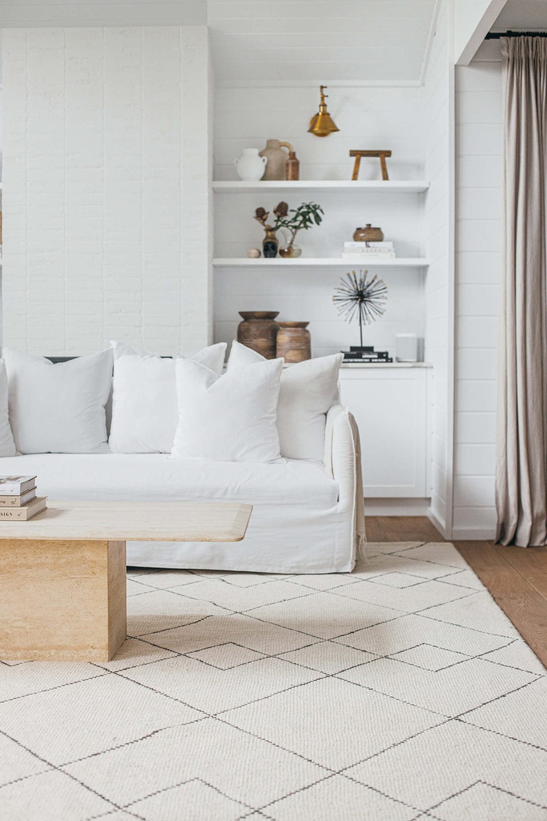 Zane Ivory Tribal Pattern Wool Rug