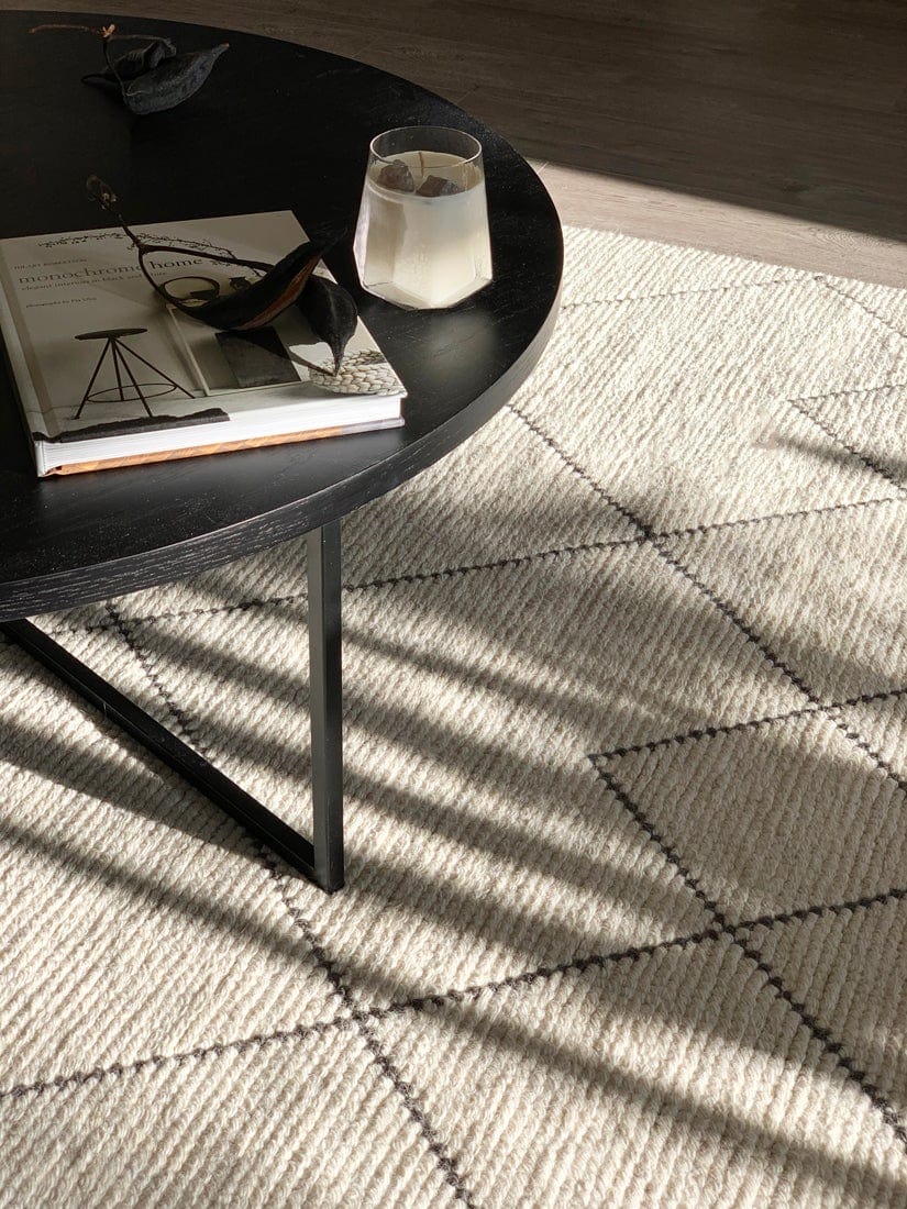 Zane Ivory Tribal Pattern Wool Rug