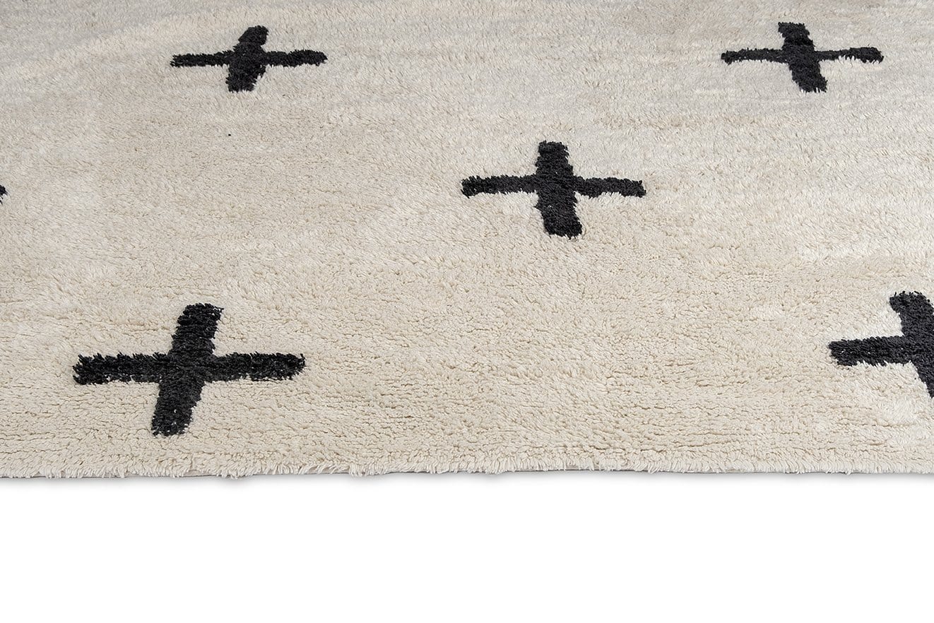Zelia Black and Ivory Minimal Washable Berber Rug