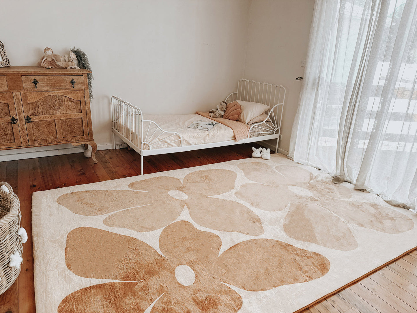 Zuli Peach Flowers Rollie Pollie Playmat