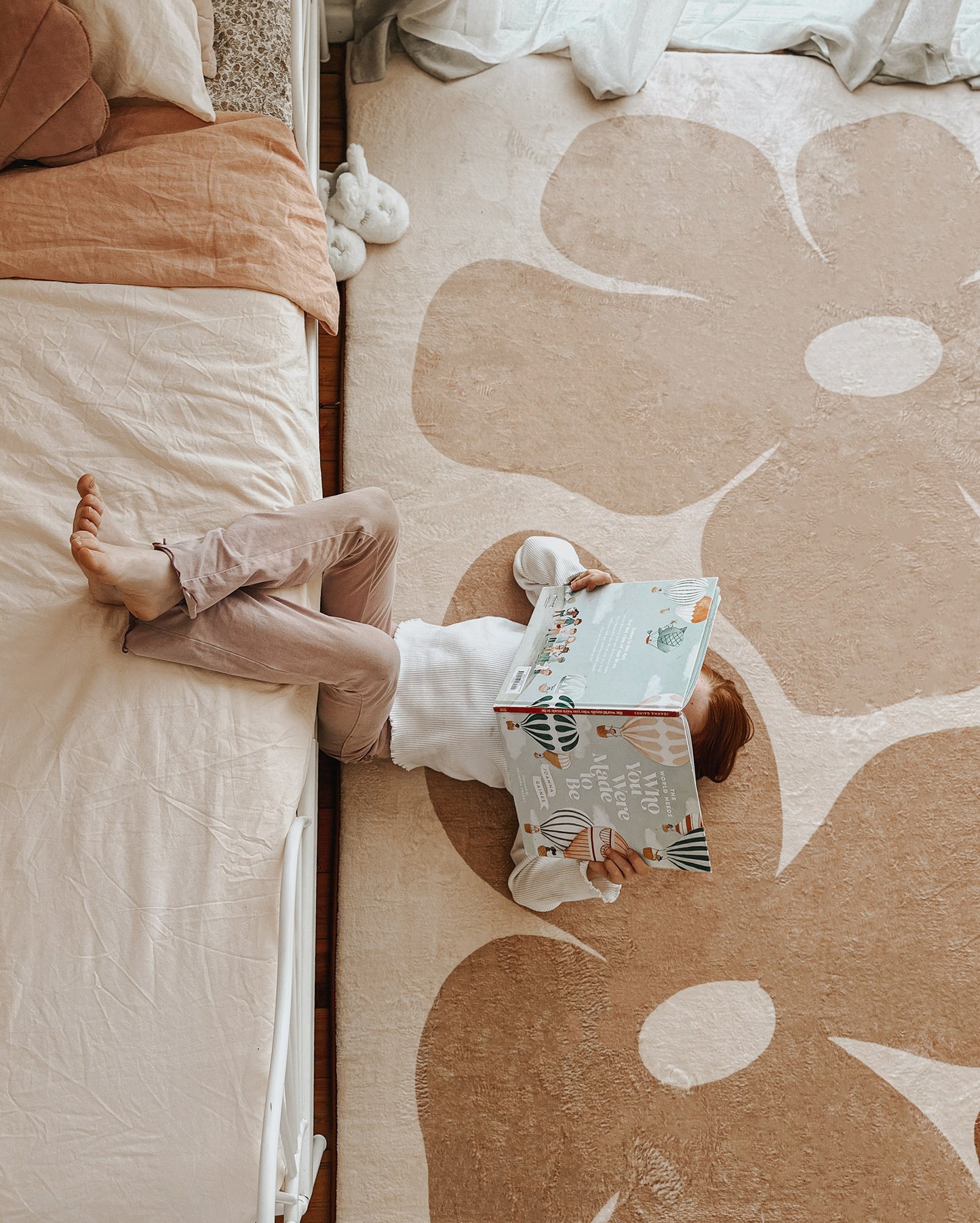 Zuli Peach Flowers Rollie Pollie Playmat